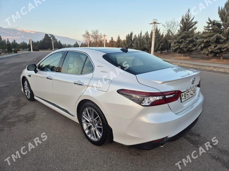 Toyota Camry 2022 - 620 000 TMT - Ашхабад - img 2