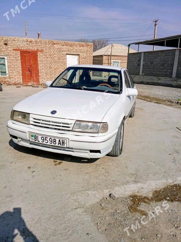 Opel Vectra 1990 - 25 000 TMT - Bäherden - img 2