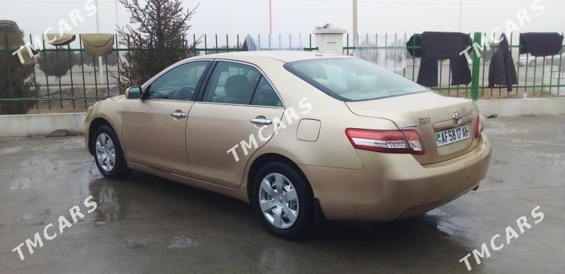 Toyota Camry 2010 - 140 000 TMT - Ak bugdaý etraby - img 2