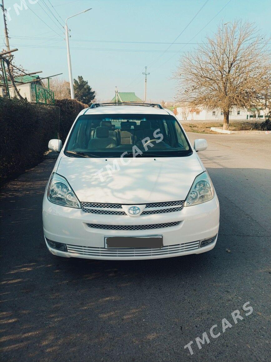 Toyota Sienna 2004 - 196 000 TMT - Бузмеин - img 2