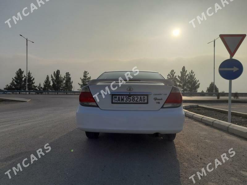 Toyota Camry 2005 - 142 000 TMT - Гёкдже - img 4