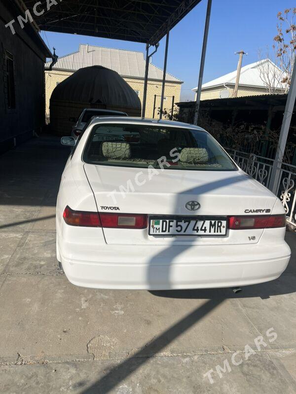 Toyota Camry 1997 - 128 000 TMT - Мары - img 2