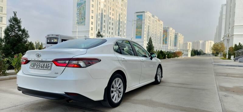 Toyota Camry 2022 - 317 000 TMT - Ашхабад - img 5