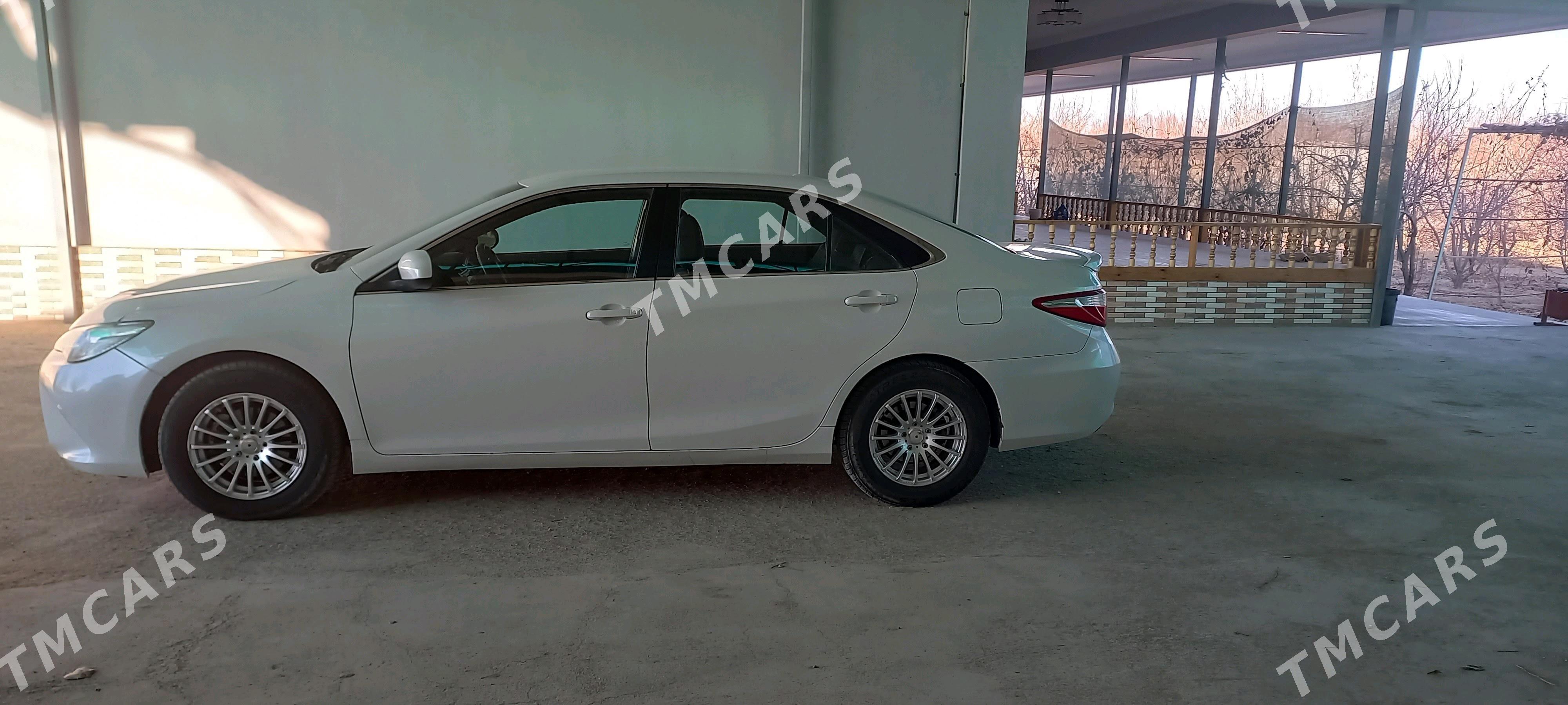 Toyota Camry 2016 - 190 000 TMT - Şabat etr. - img 3