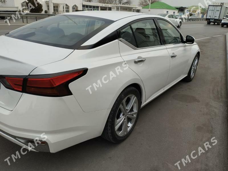 Nissan Altima 2019 - 225 000 TMT - Чоганлы - img 3