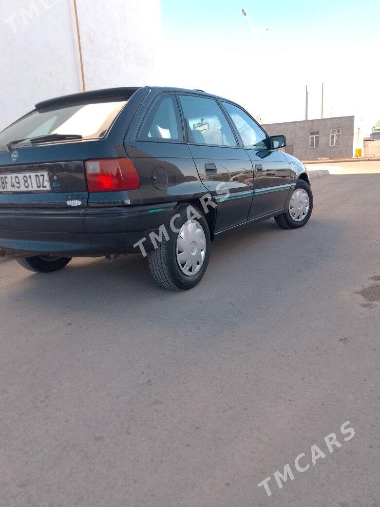 Opel Astra 1993 - 46 000 TMT - Дашогуз - img 4