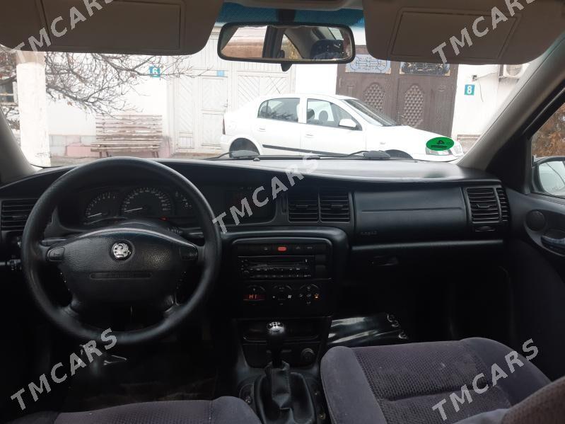 Opel Vectra 2000 - 62 000 TMT - Дашогуз - img 2