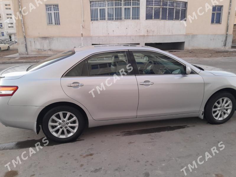 Toyota Camry 2010 - 225 000 TMT - Дашогуз - img 2