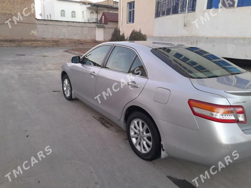 Toyota Camry 2010 - 225 000 TMT - Дашогуз - img 3