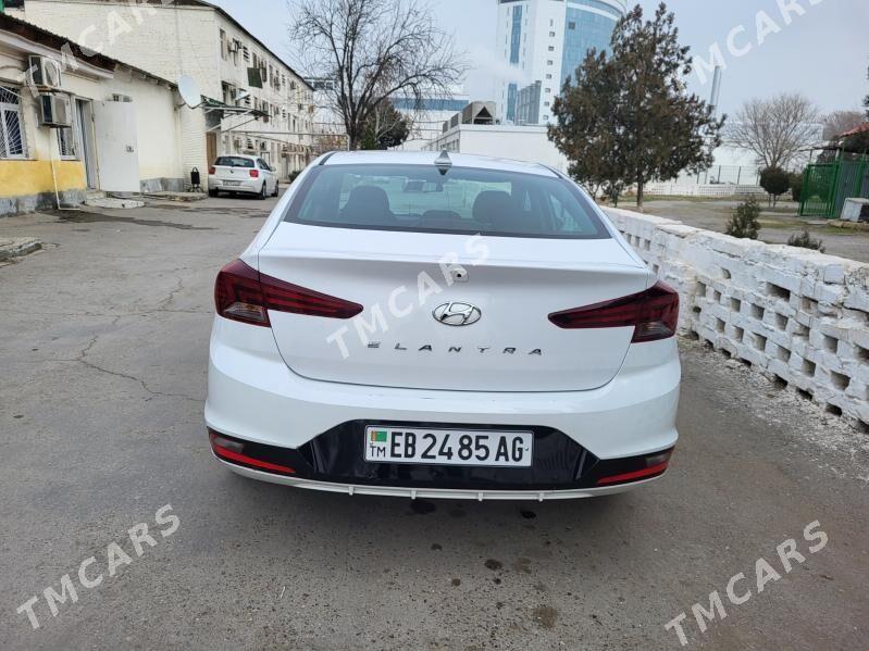 Hyundai Elantra 2019 - 240 000 TMT - 1 мкр - img 3