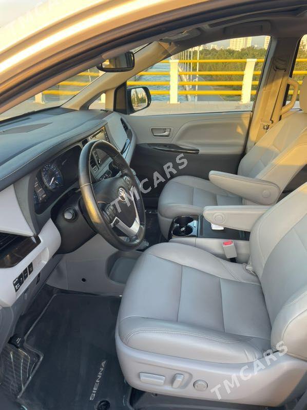 Toyota Sienna 2019 - 483 000 TMT - Aşgabat - img 3