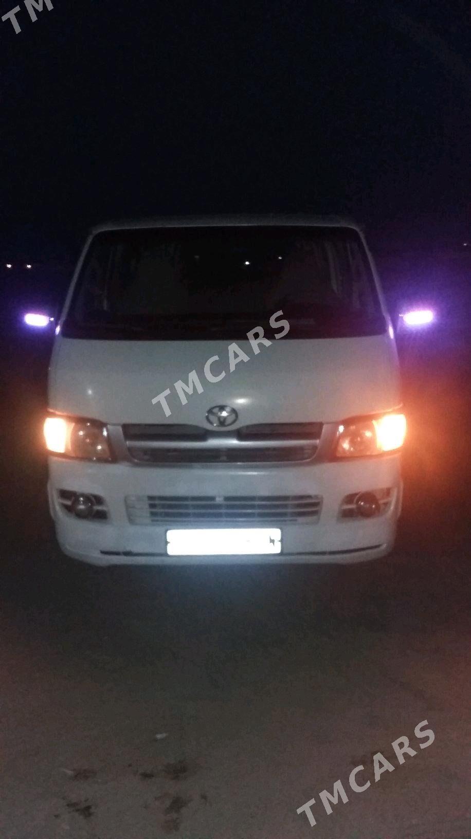 Toyota Hiace 2007 - 210 000 TMT - Туркменбаши - img 8