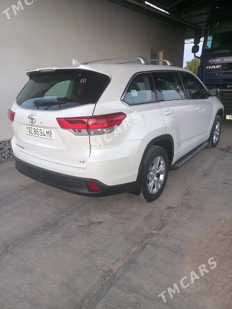 Toyota Highlander 2018 - 400 000 TMT - Мары - img 2