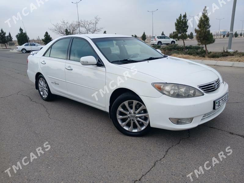 Toyota Camry 2005 - 170 000 TMT - Halaç - img 2