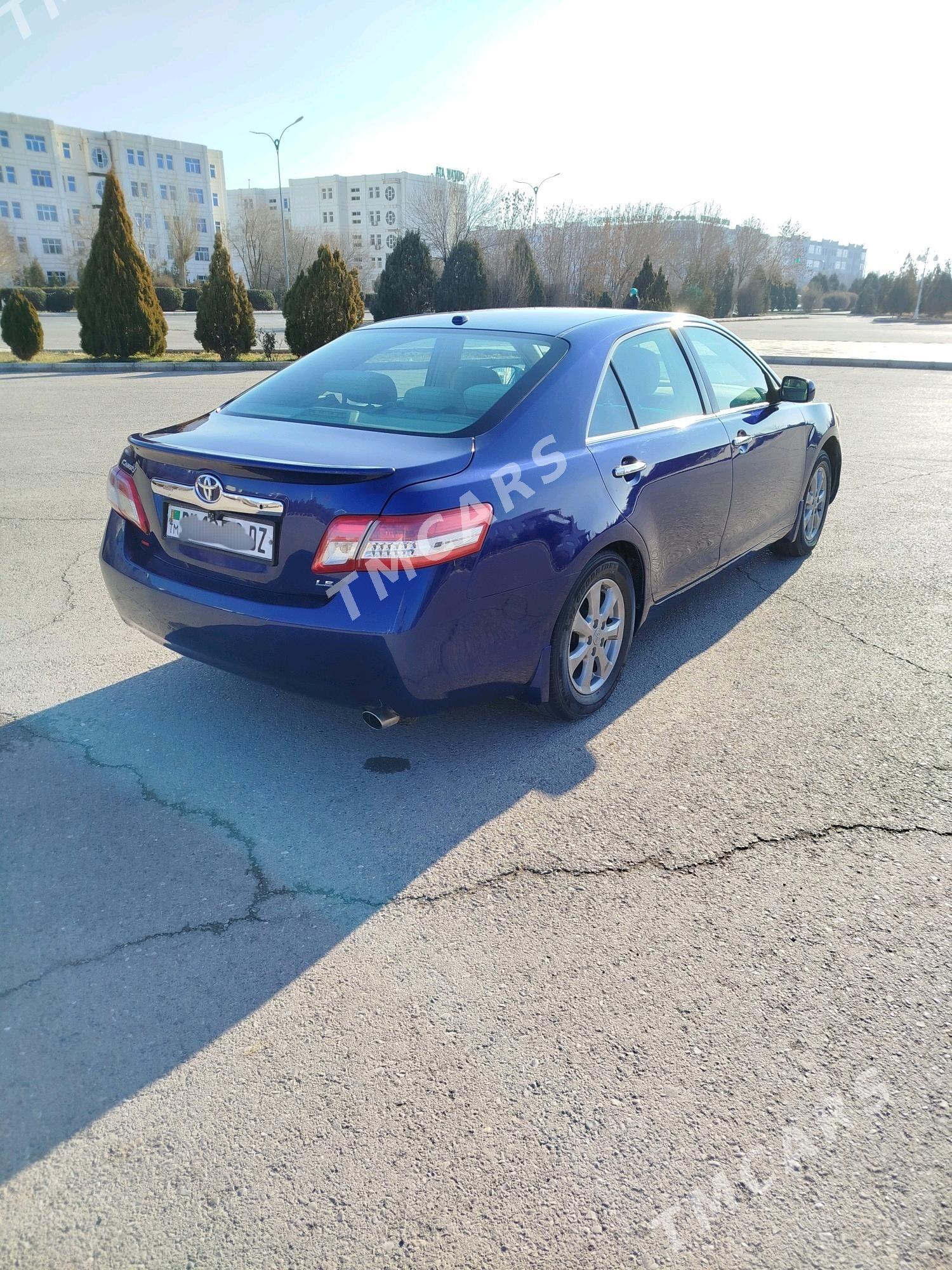 Toyota Camry 2010 - 170 000 TMT - Дашогуз - img 3