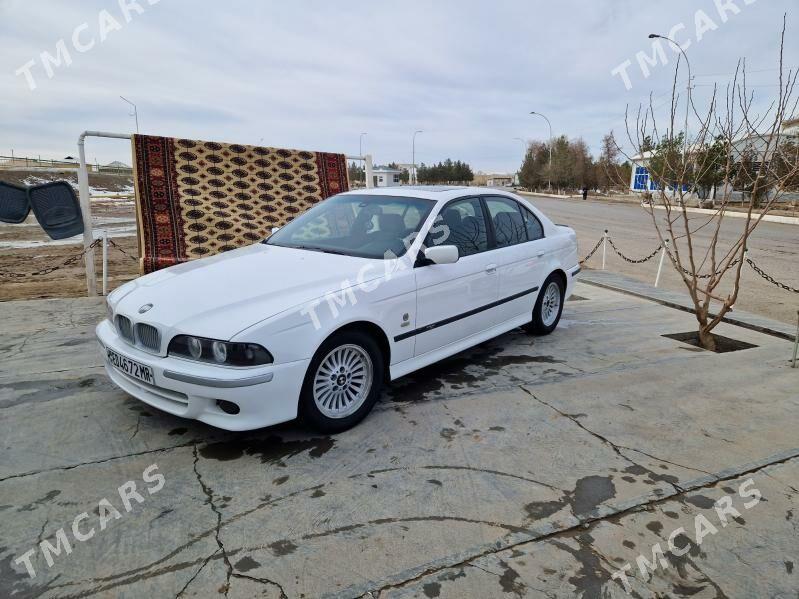 BMW E39 2001 - 95 000 TMT - Mary - img 2