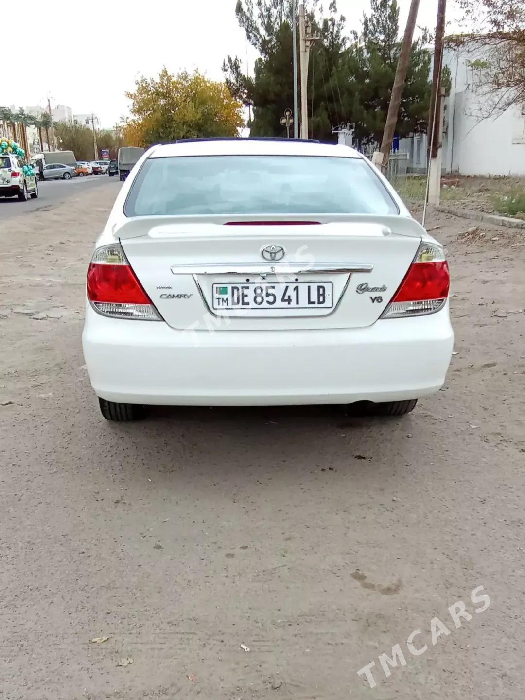 Toyota Camry 2004 - 165 000 TMT - Туркменабат - img 3