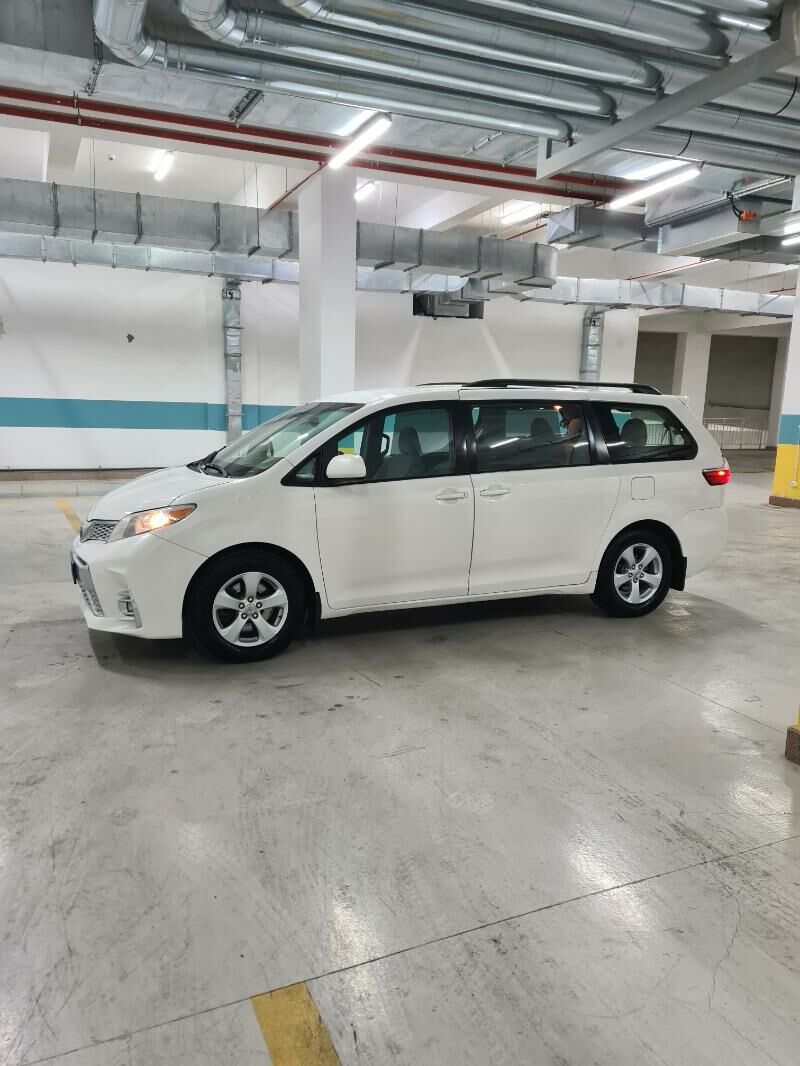 Toyota Sienna 2015 - 310 000 TMT - Ашхабад - img 4