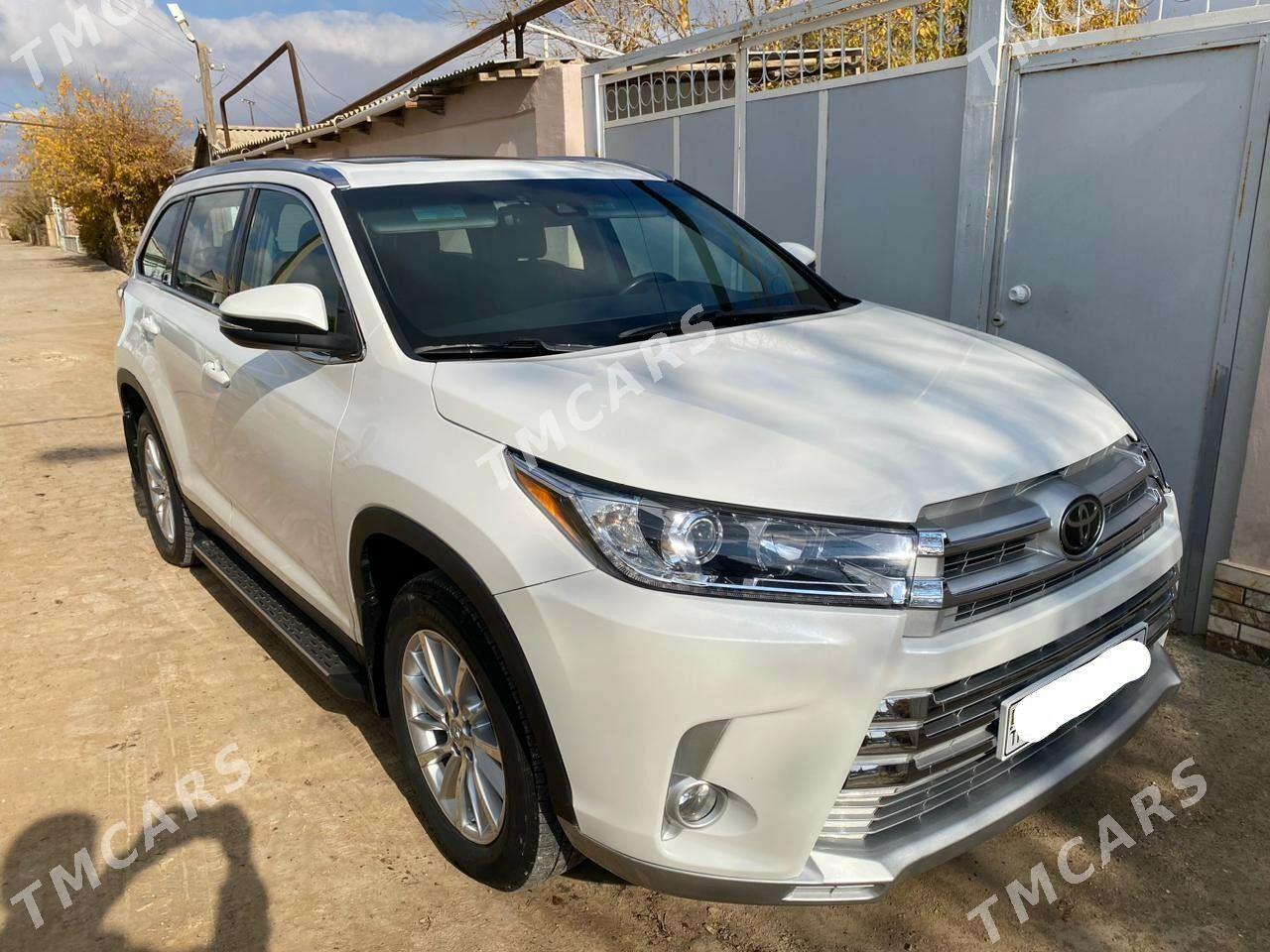 Toyota Highlander 2019 - 420 000 TMT - Baýramaly - img 2