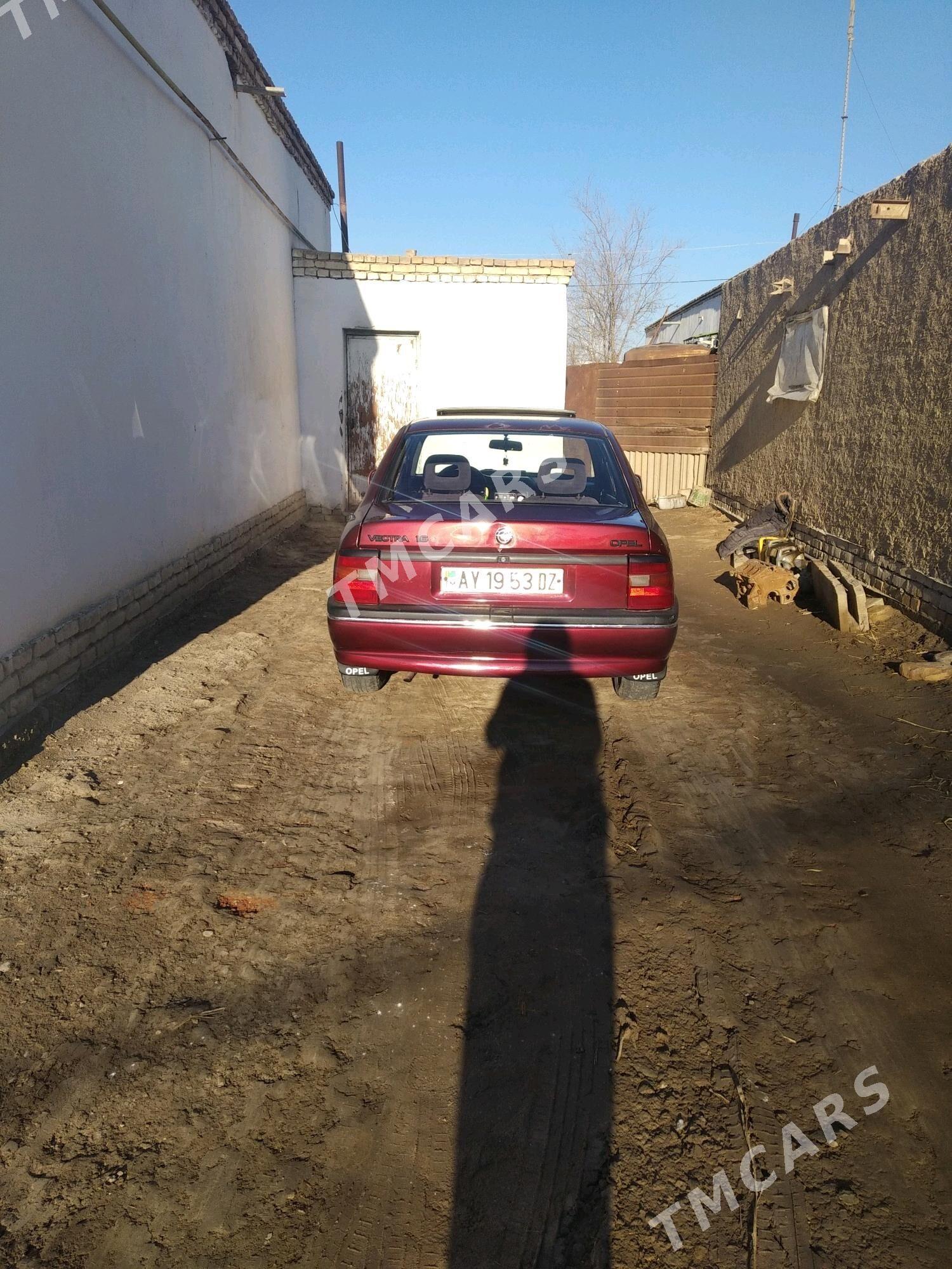 Opel Vectra 1993 - 40 000 TMT - Дашогуз - img 2