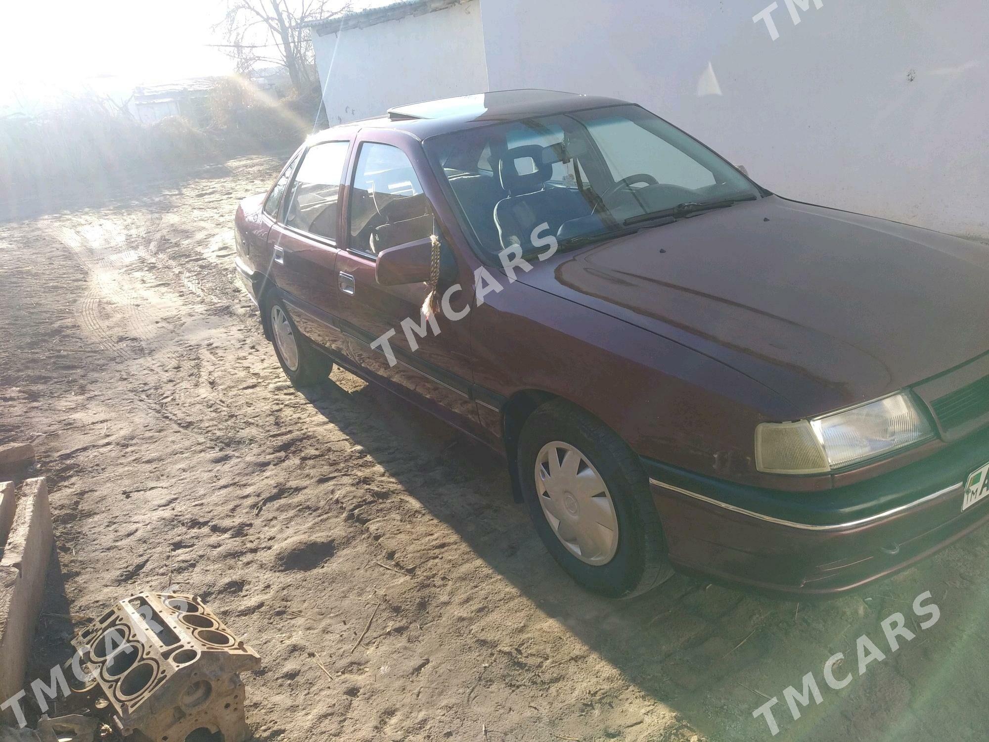 Opel Vectra 1993 - 40 000 TMT - Дашогуз - img 4