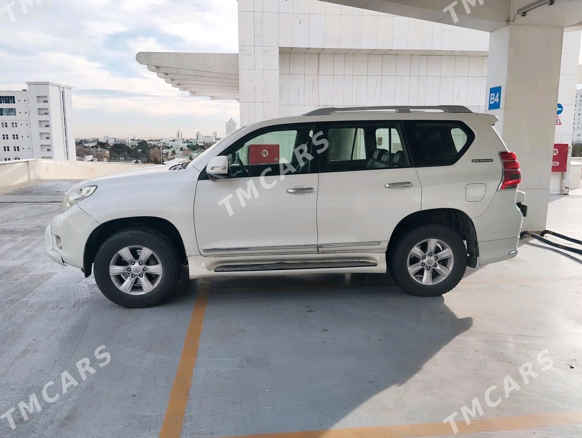 Toyota Land Cruiser Prado 2011 - 420 000 TMT - Aşgabat - img 2