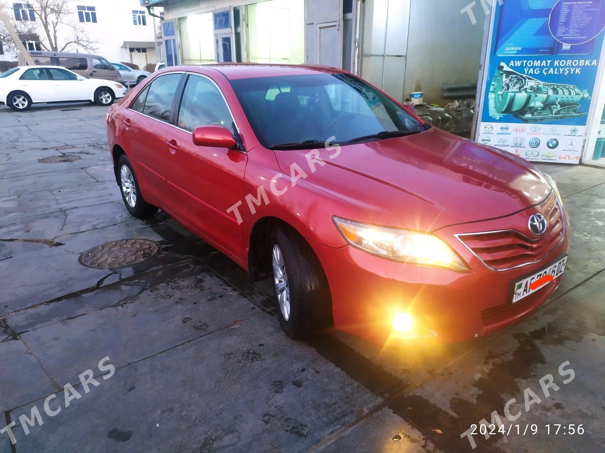 Toyota Camry 2010 - 175 000 TMT - Дашогуз - img 2