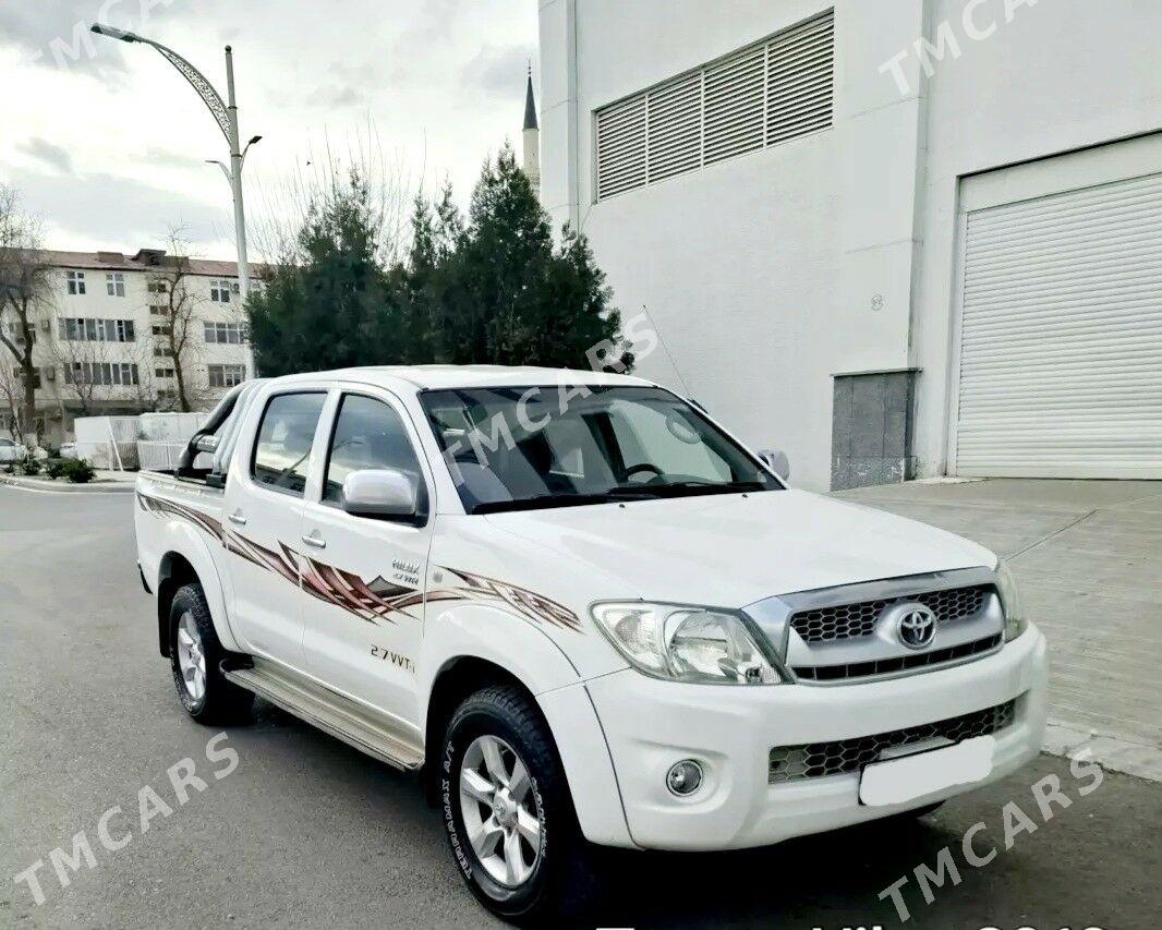 Toyota Hilux 2010 - 245 000 TMT - Aşgabat - img 3