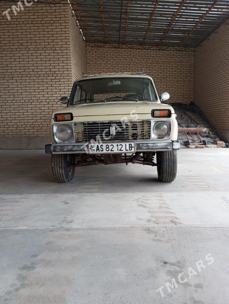 Lada Niva 1981 - 22 000 TMT - Фарап - img 4