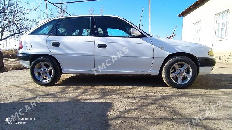 Opel Astra 1993 - 40 000 TMT - Şabat etr. - img 2