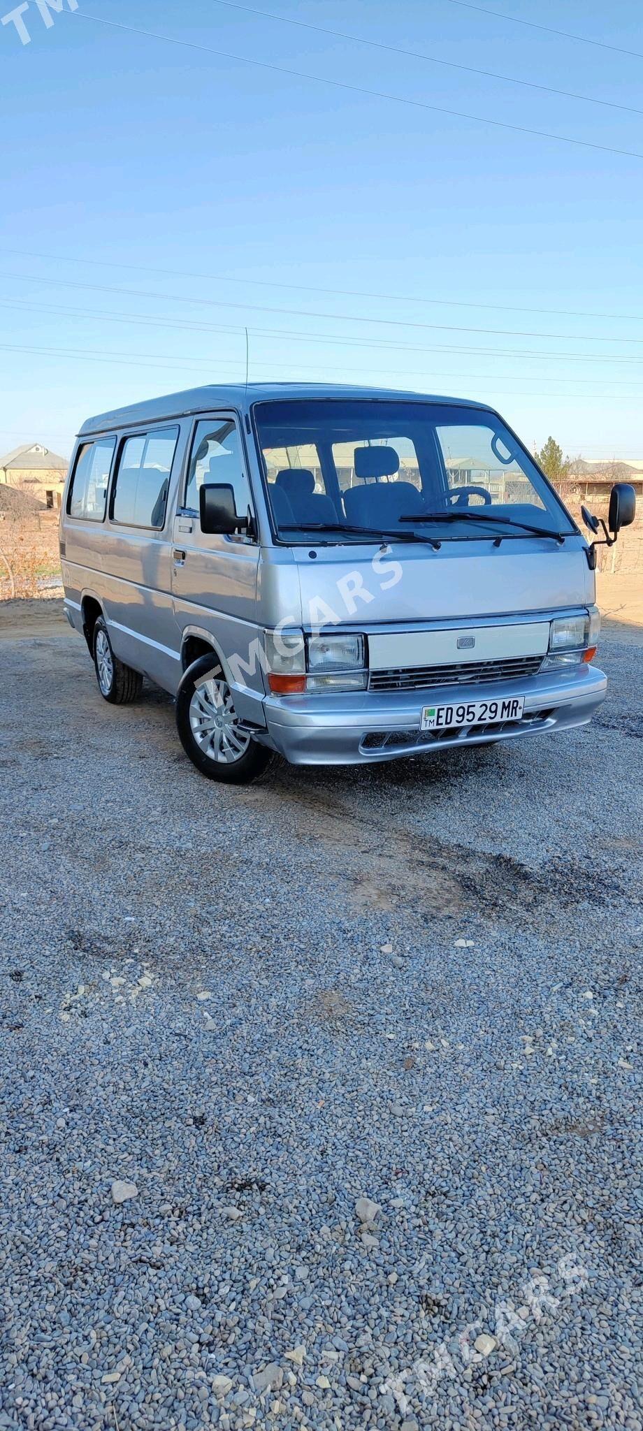 Toyota Hiace 1988 - 46 000 TMT - Mary - img 2