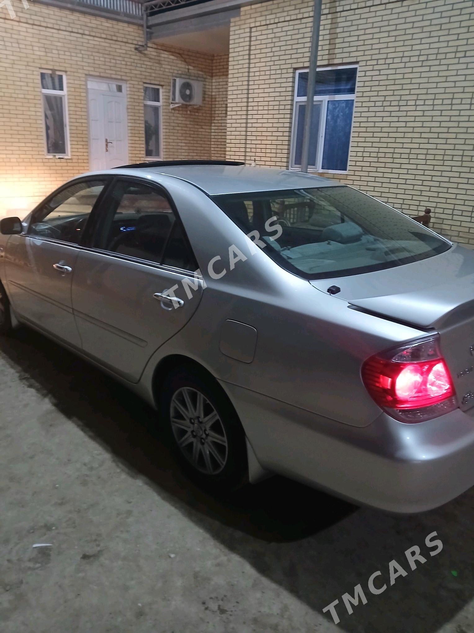 Toyota Camry 2003 - 170 000 TMT - Мургап - img 4