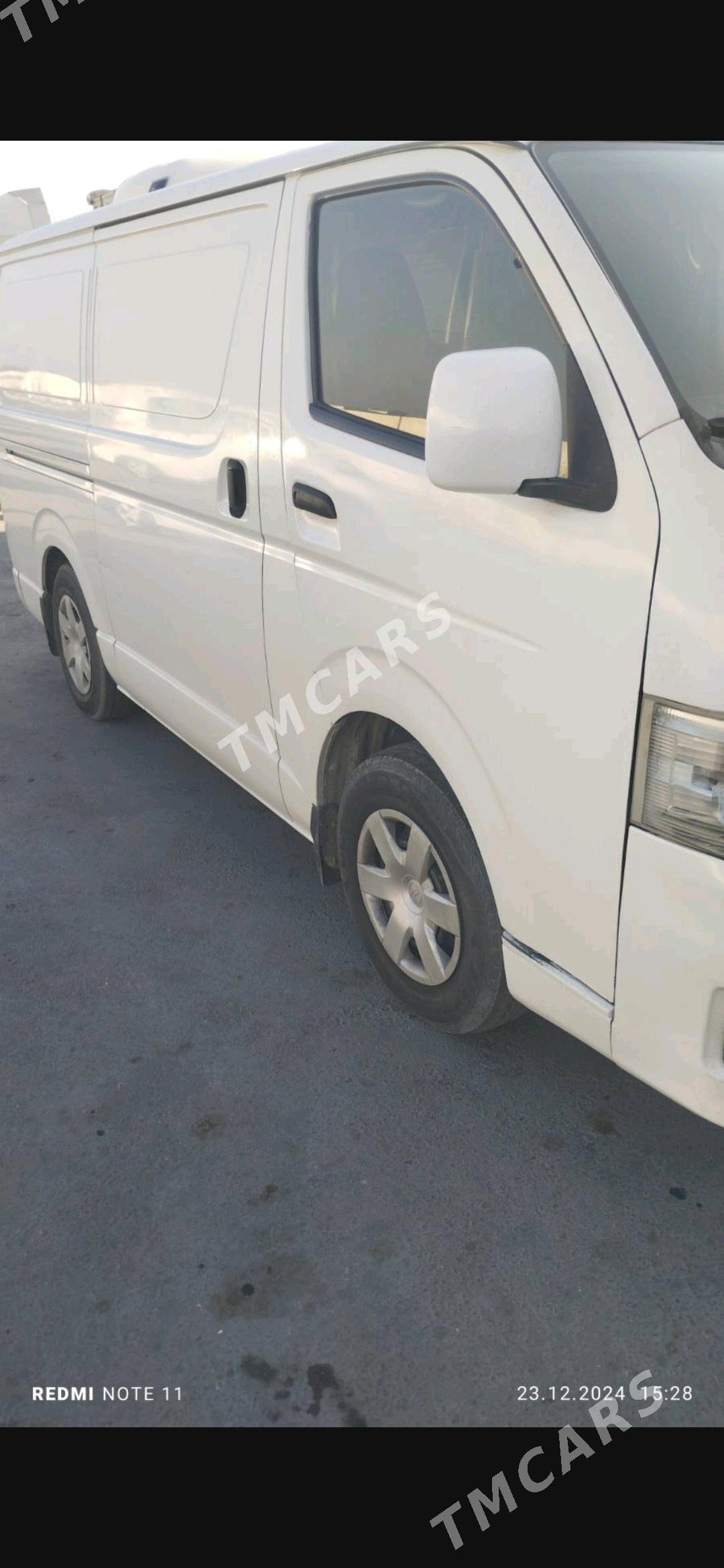 Toyota Hiace 2012 - 290 000 TMT - Aşgabat - img 2