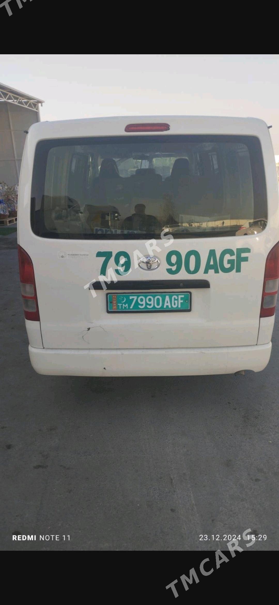 Toyota Hiace 2012 - 290 000 TMT - Aşgabat - img 5