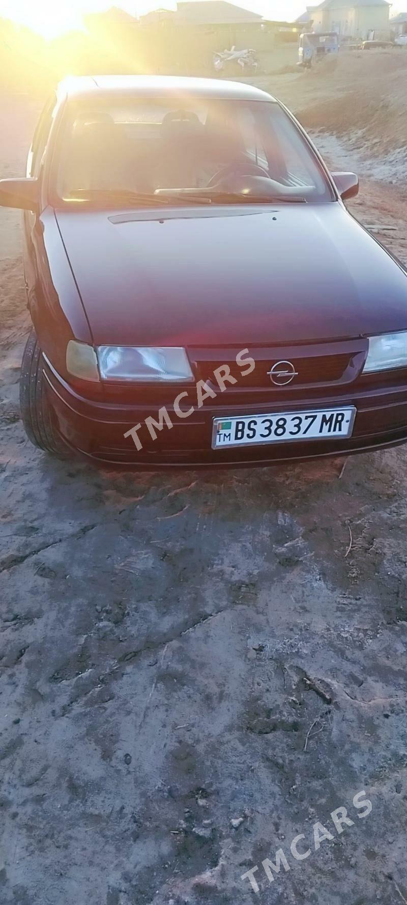 Opel Vectra 1994 - 32 000 TMT - Векильбазар - img 3