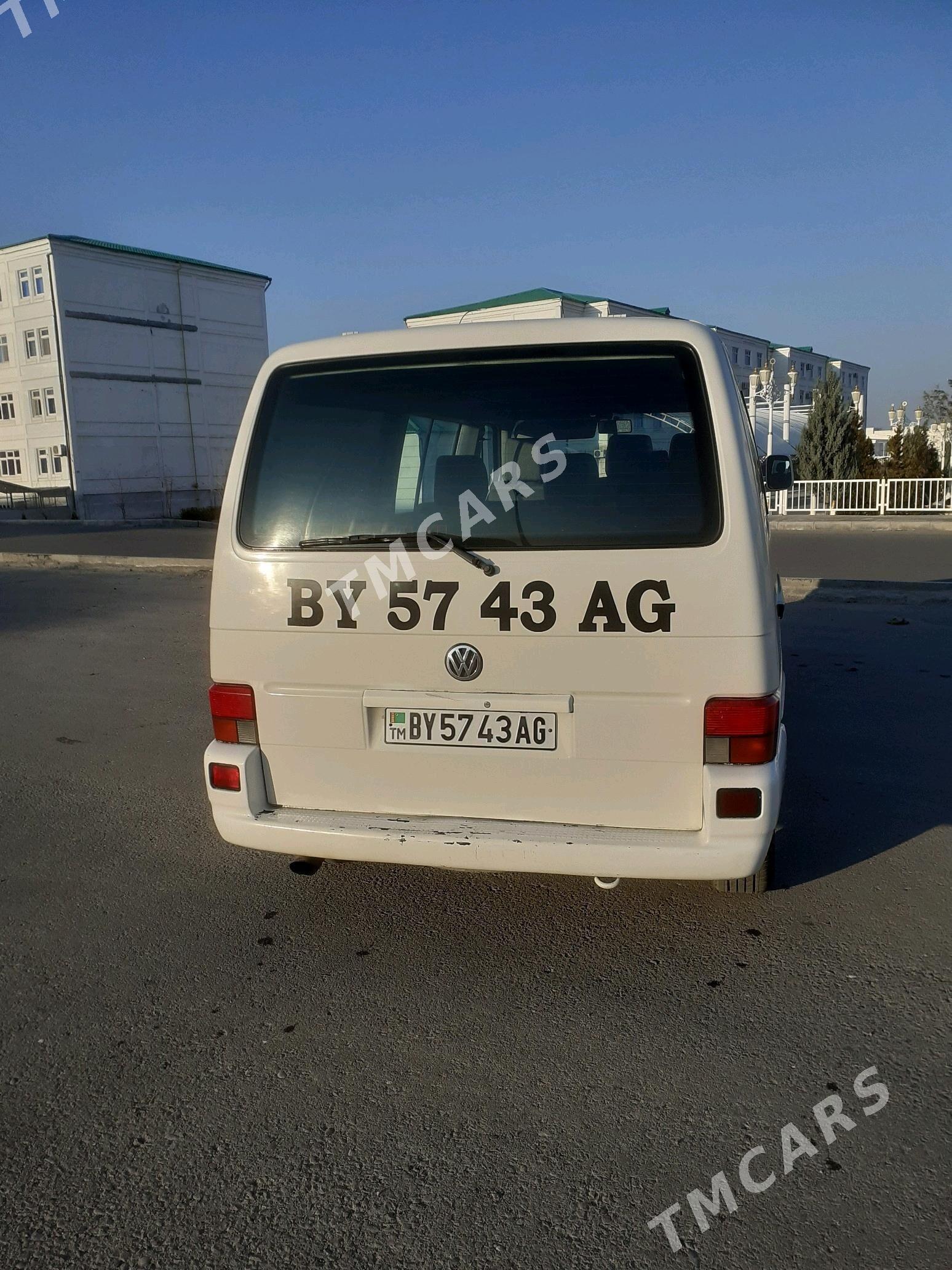 Volkswagen Transporter 2003 - 75 000 TMT - Бузмеин - img 9