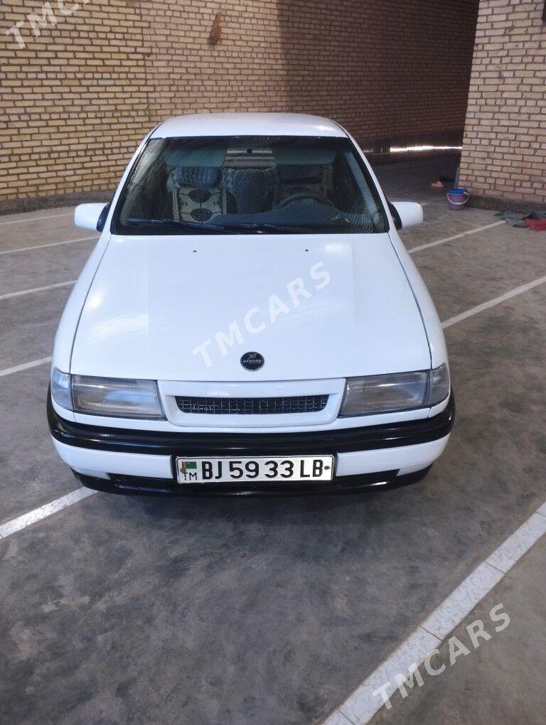 Opel Vectra 1991 - 31 000 TMT - Чарджоу - img 2