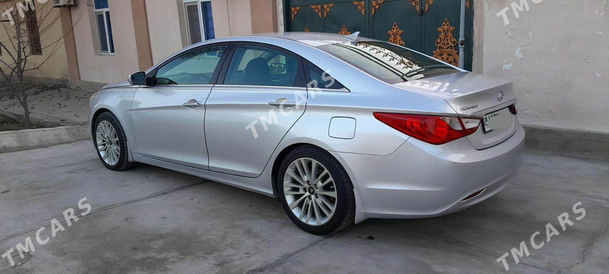 Hyundai Sonata 2010 - 125 000 TMT - Ашхабад - img 4