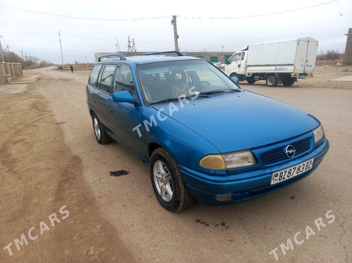 Opel Astra 1997 - 40 000 TMT - Болдумсаз - img 2