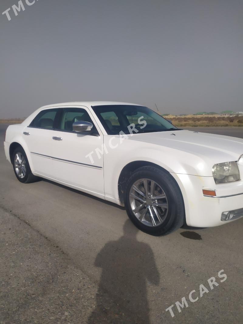 Chrysler 300C 2008 - 80 000 TMT - Туркменабат - img 2