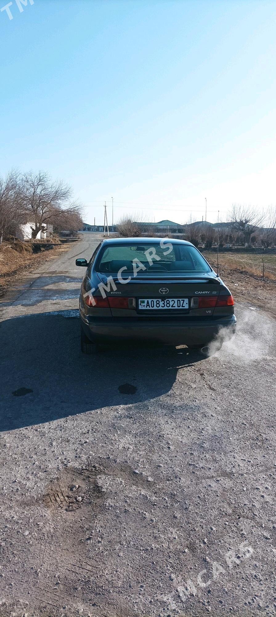 Toyota Camry 2000 - 127 000 TMT - Daşoguz - img 2