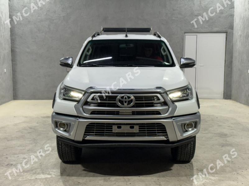 Toyota Hilux 2022 - 710 000 TMT - Ашхабад - img 9