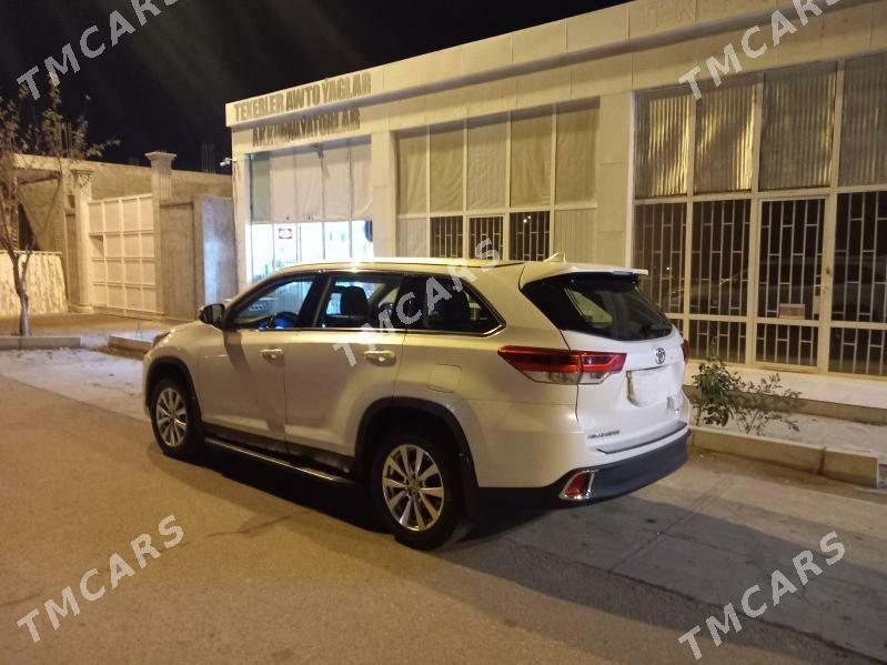 Toyota Highlander 2019 - 380 000 TMT - Türkmenabat - img 6