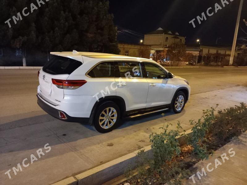 Toyota Highlander 2019 - 380 000 TMT - Türkmenabat - img 5