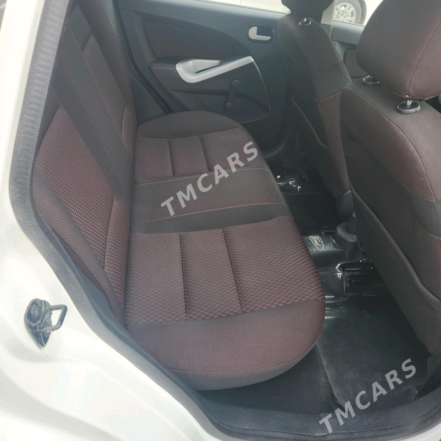 Ford Figo 2012 - 77 000 TMT - Ашхабад - img 5