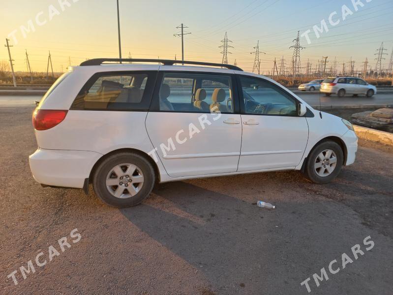 Toyota Sienna 2006 - 165 000 TMT - Türkmenabat - img 4