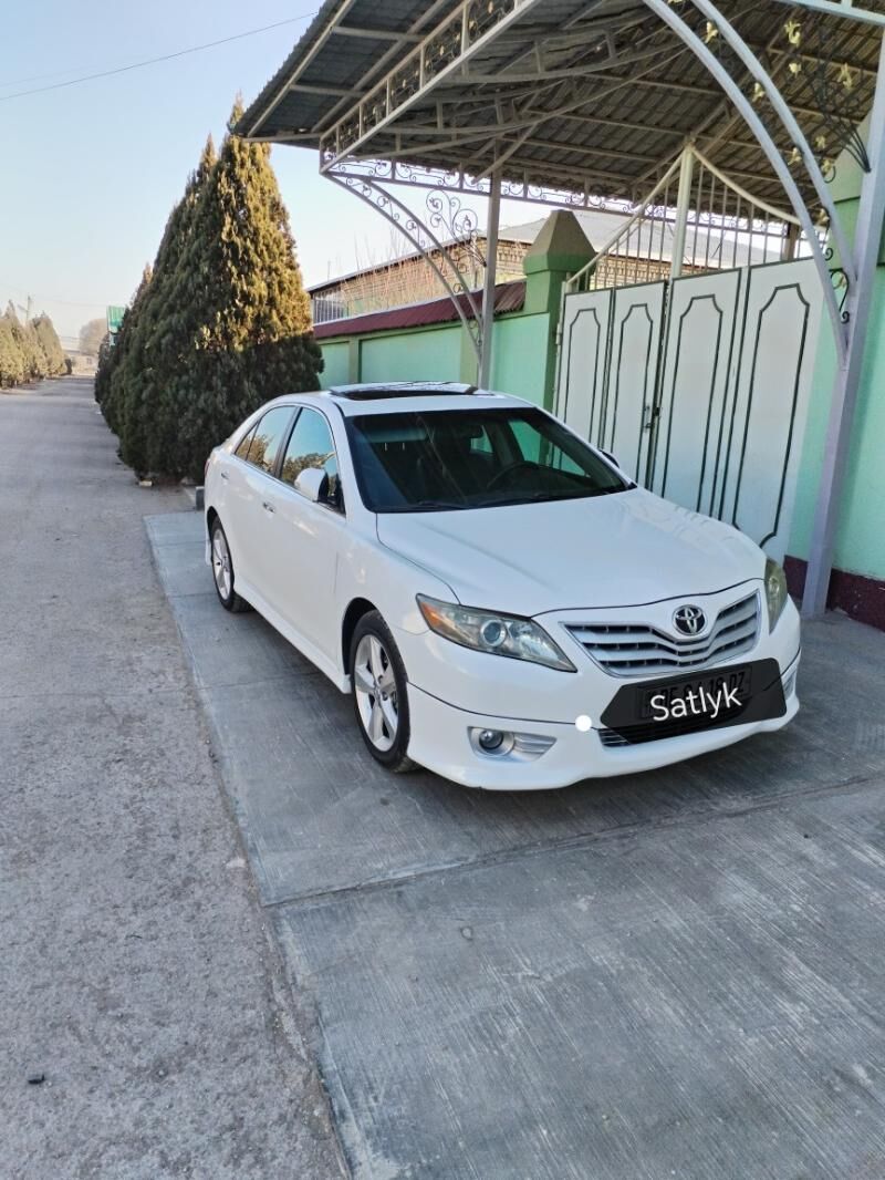 Toyota Camry 2010 - 210 000 TMT - Дашогуз - img 5