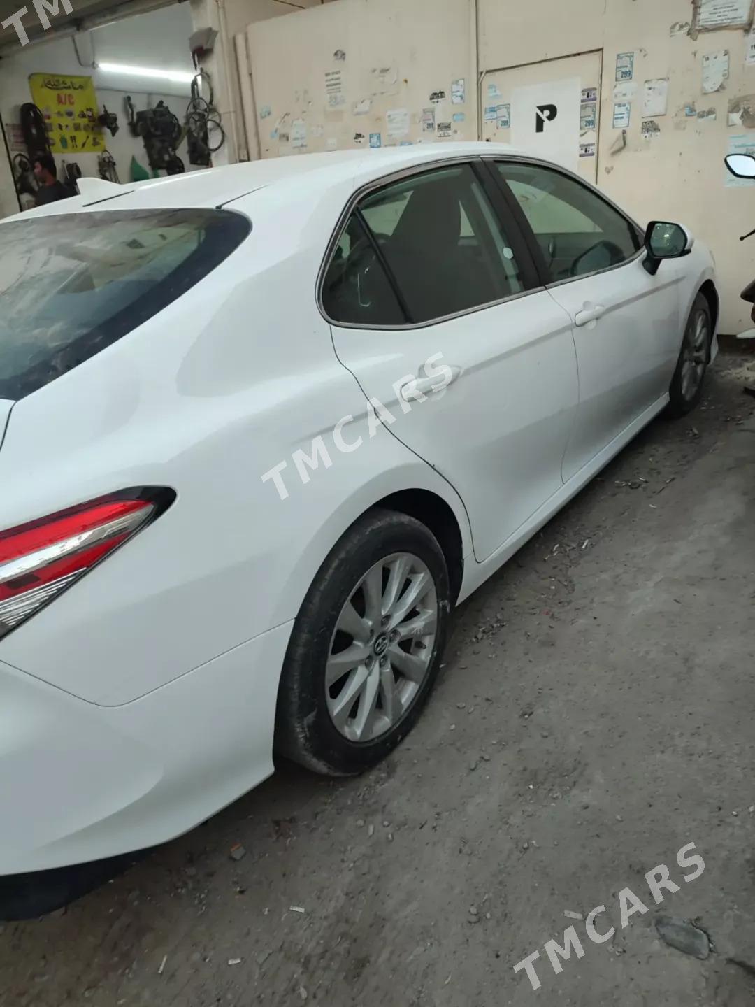 Toyota Camry 2020 - 325 000 TMT - Aşgabat - img 3