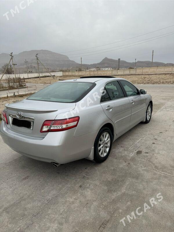 Toyota Camry 2010 - 190 000 TMT - Балканабат - img 8