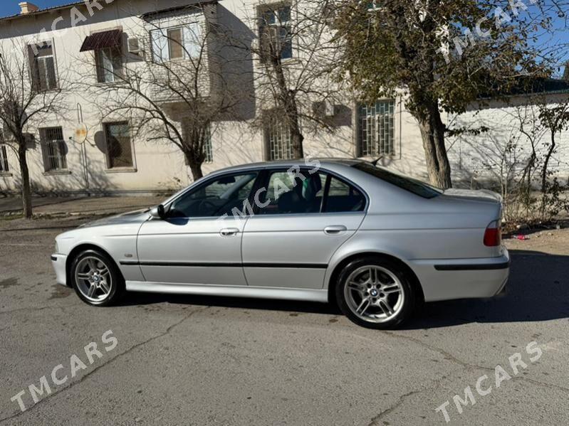 BMW E39 2002 - 150 000 TMT - Балканабат - img 5